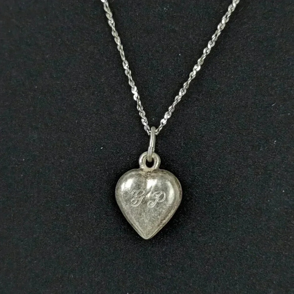 Vintage RJL Sterling Engraved Heart Necklace - Picture 3 of 5